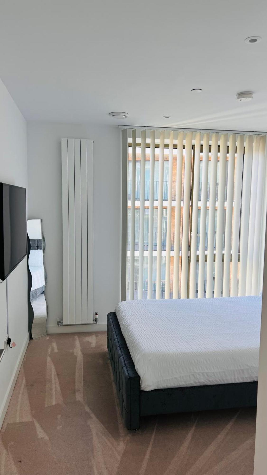 Lush Living - Double Room With Private Bathroom Лондон Екстериор снимка